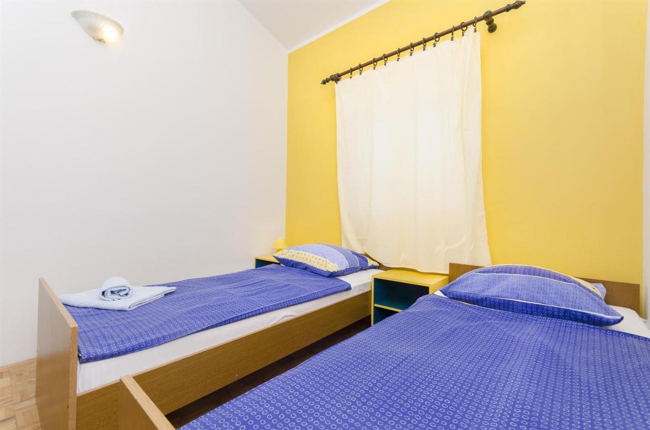 Apartments And Room Lotus Tribalj Kültér fotó